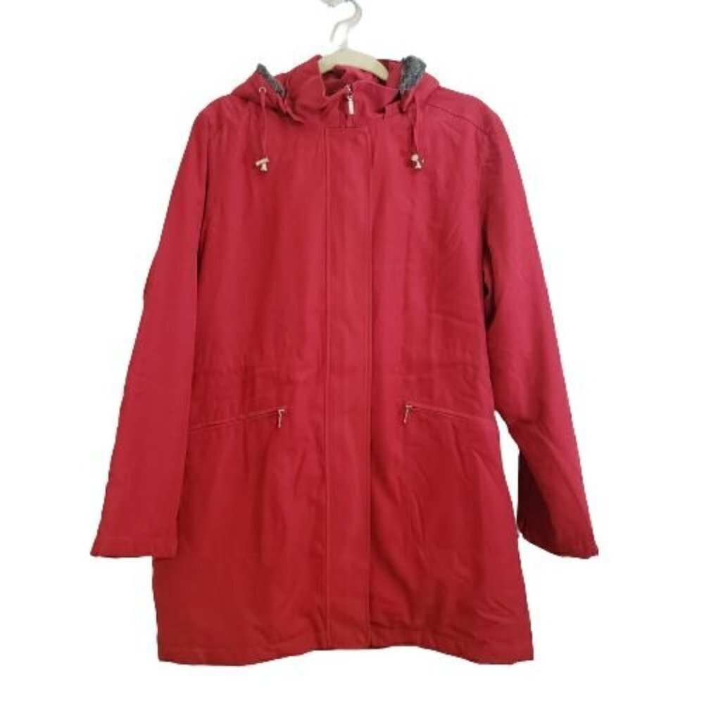 Nuage Shower Repellant removable hood size 14 NWT